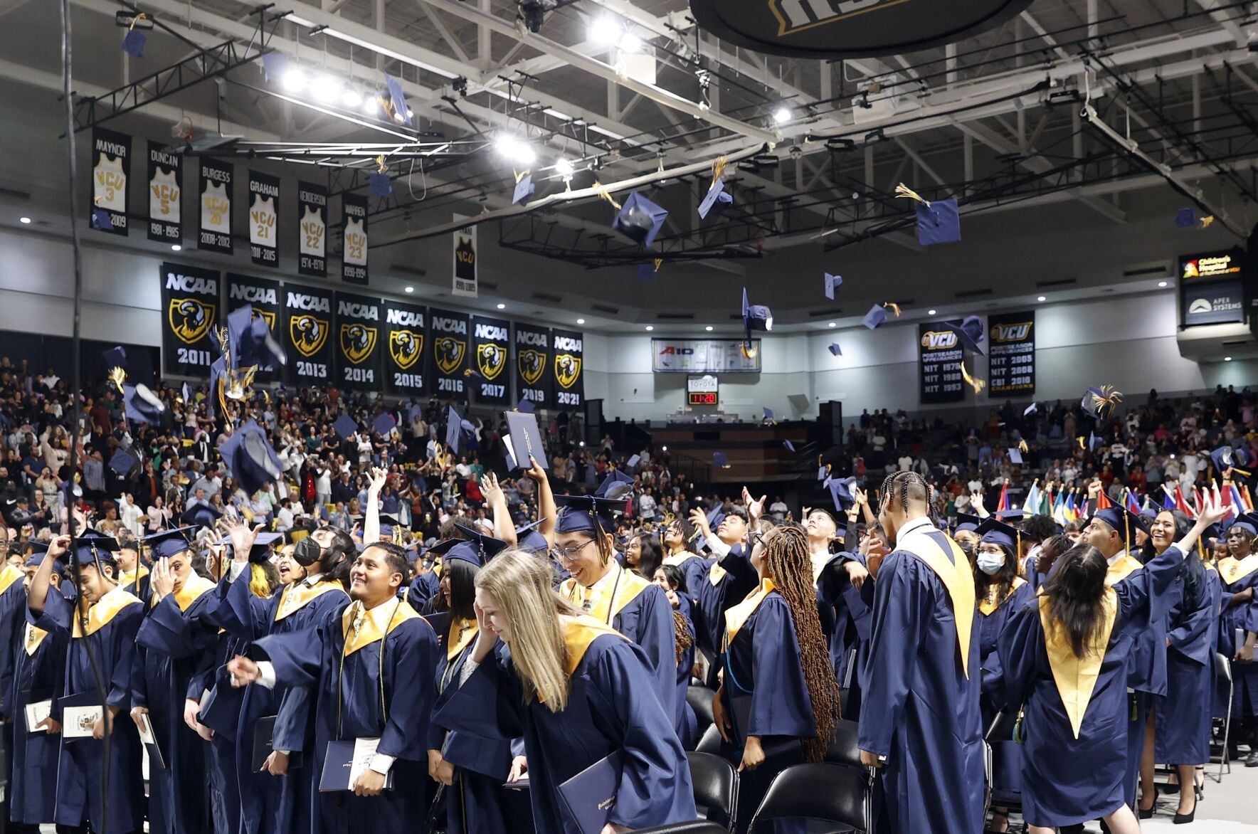 20220529_MET_GRAD_ER_06